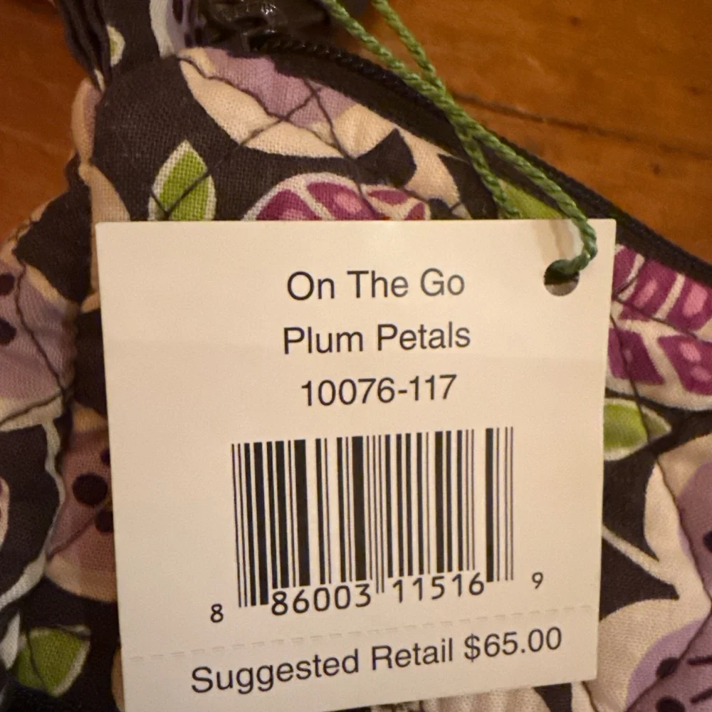 Vera Bradley On The Go Plum Petals - Picture 8 of 8
